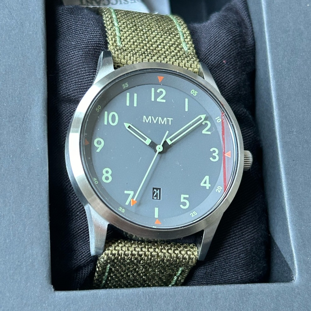 MVMT Field Watch - AT Green - great comfortable wristwatch (41mm)